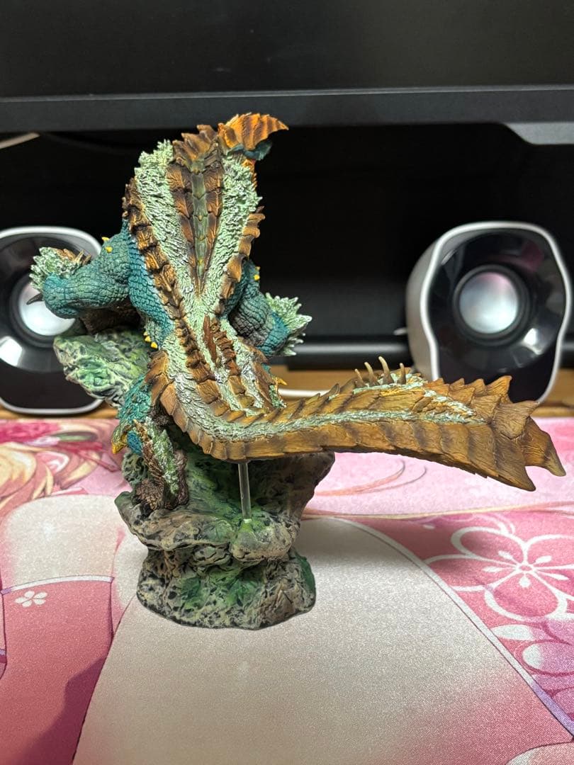 カプコンフィギュアビルダー　クリエイターズモデル　ジンオウガ　復刻版