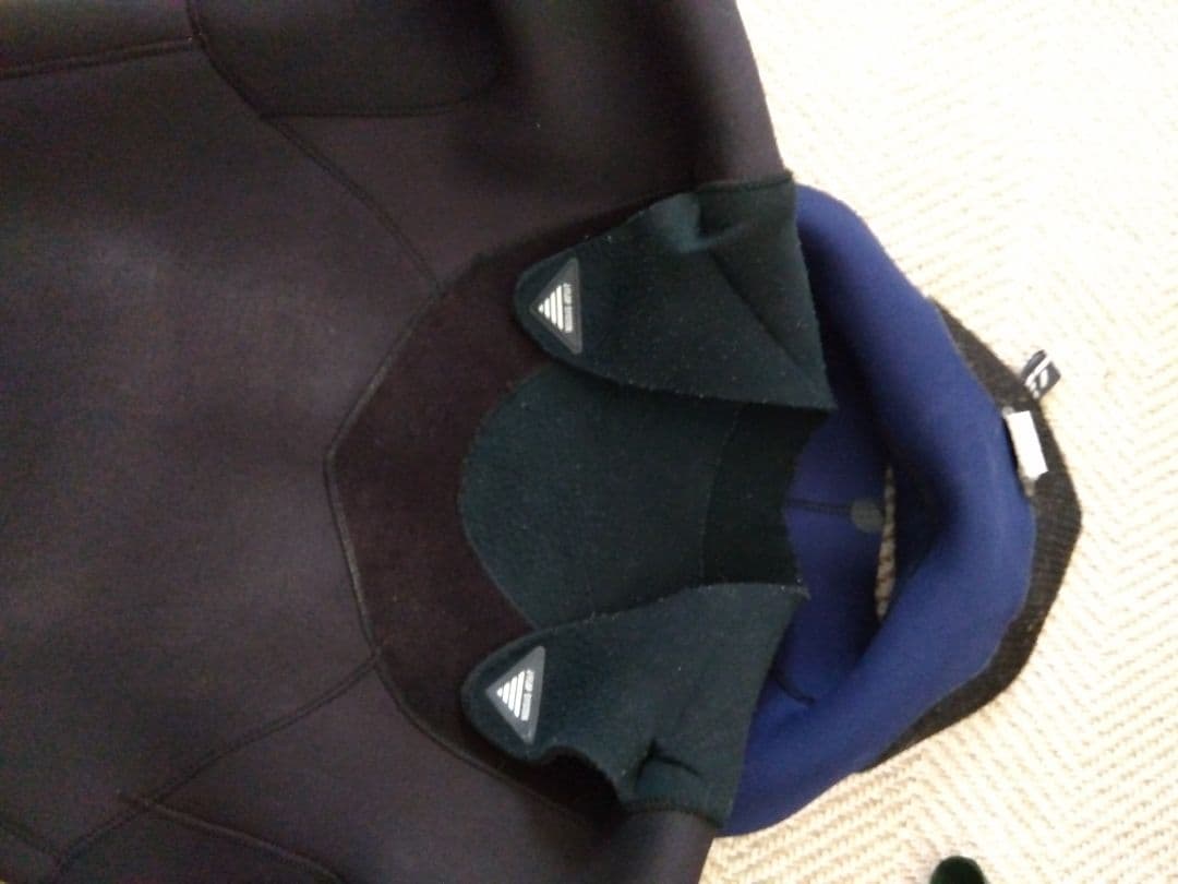 BEWET ３mmフルスーツ ブラック 長袖