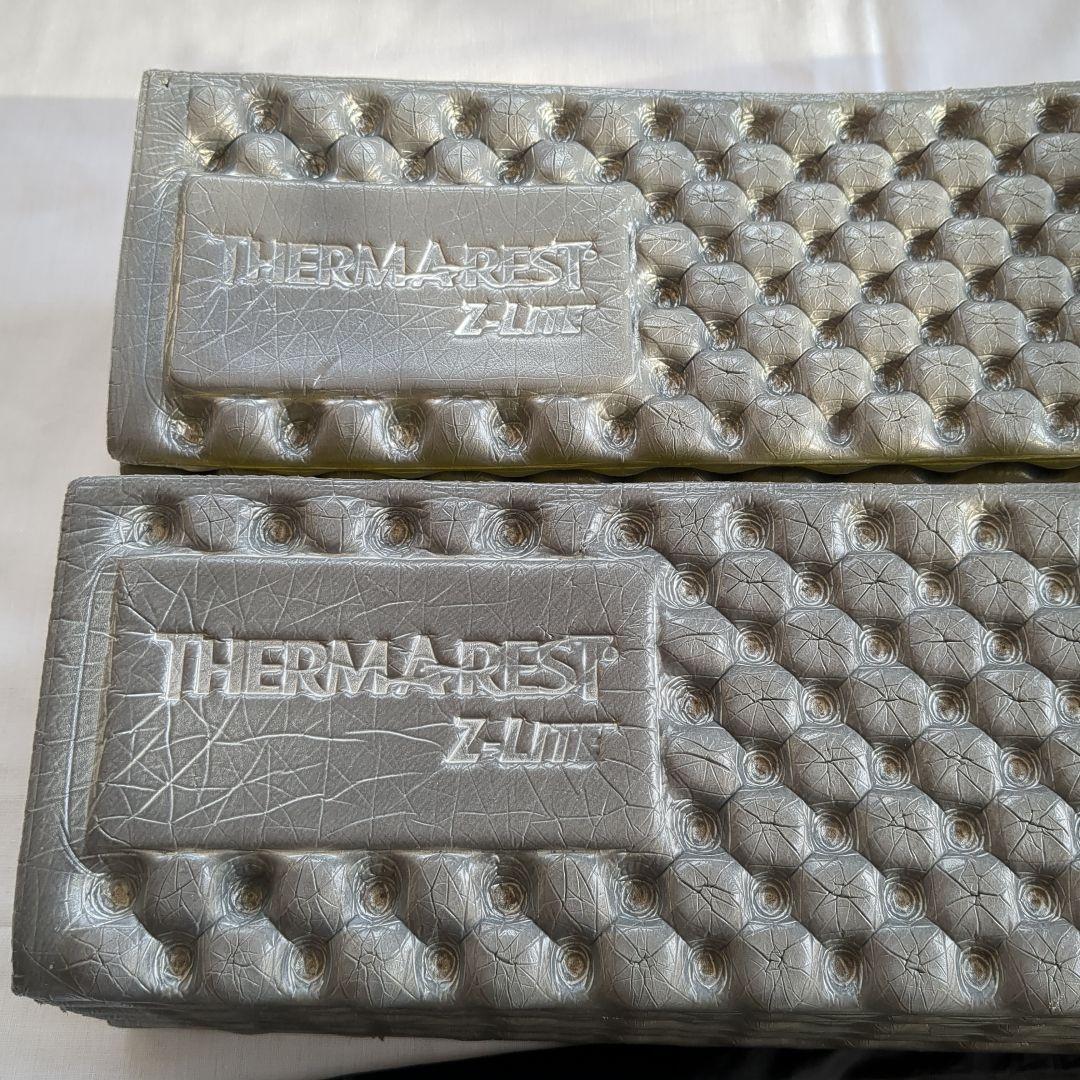 THERMAREST サーマレスト Zライトソル 2個セット 収納袋 ケース付き