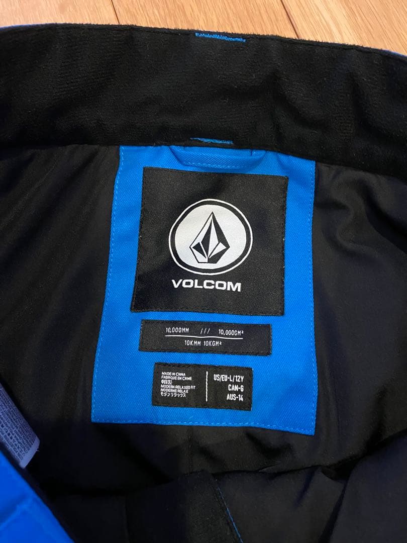 VOLCOM スノーボード　スキー　ウェアセット 黒/青　クリーニング済み