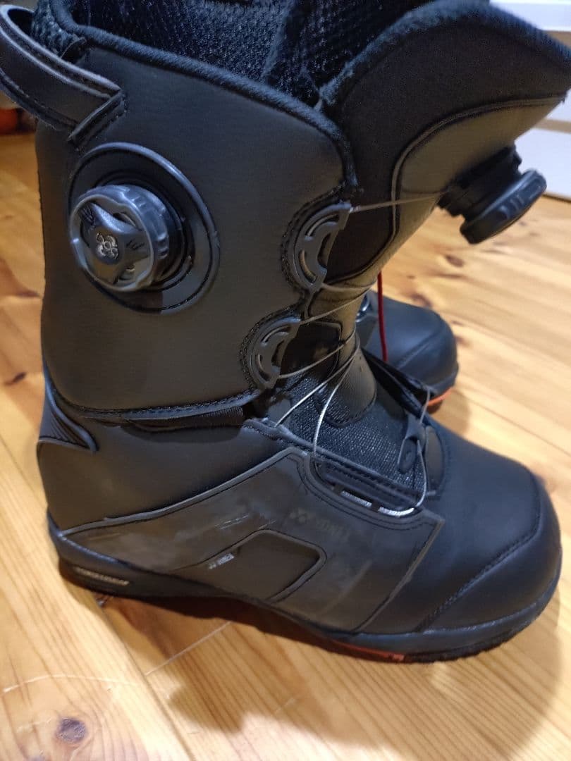 希少 YONEX ダブルBOA ブーツ