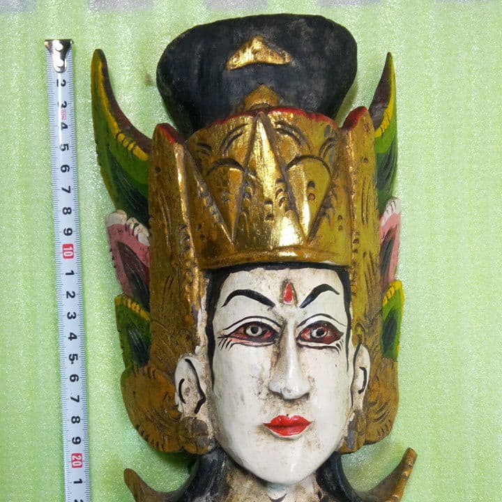 民族像　 壁掛け　オブジェ　木製　木彫り　雑貨　インテリア　エスニック　魔除け