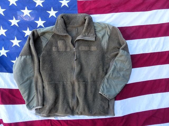 米軍実物　ポーラテックフリースジャケット　M-R　コヨーテ ECWCS　150