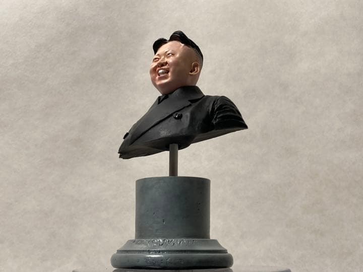 金正恩 ガレージキット　フィギュア 北朝鮮 習近平　完成品　シュプリーム