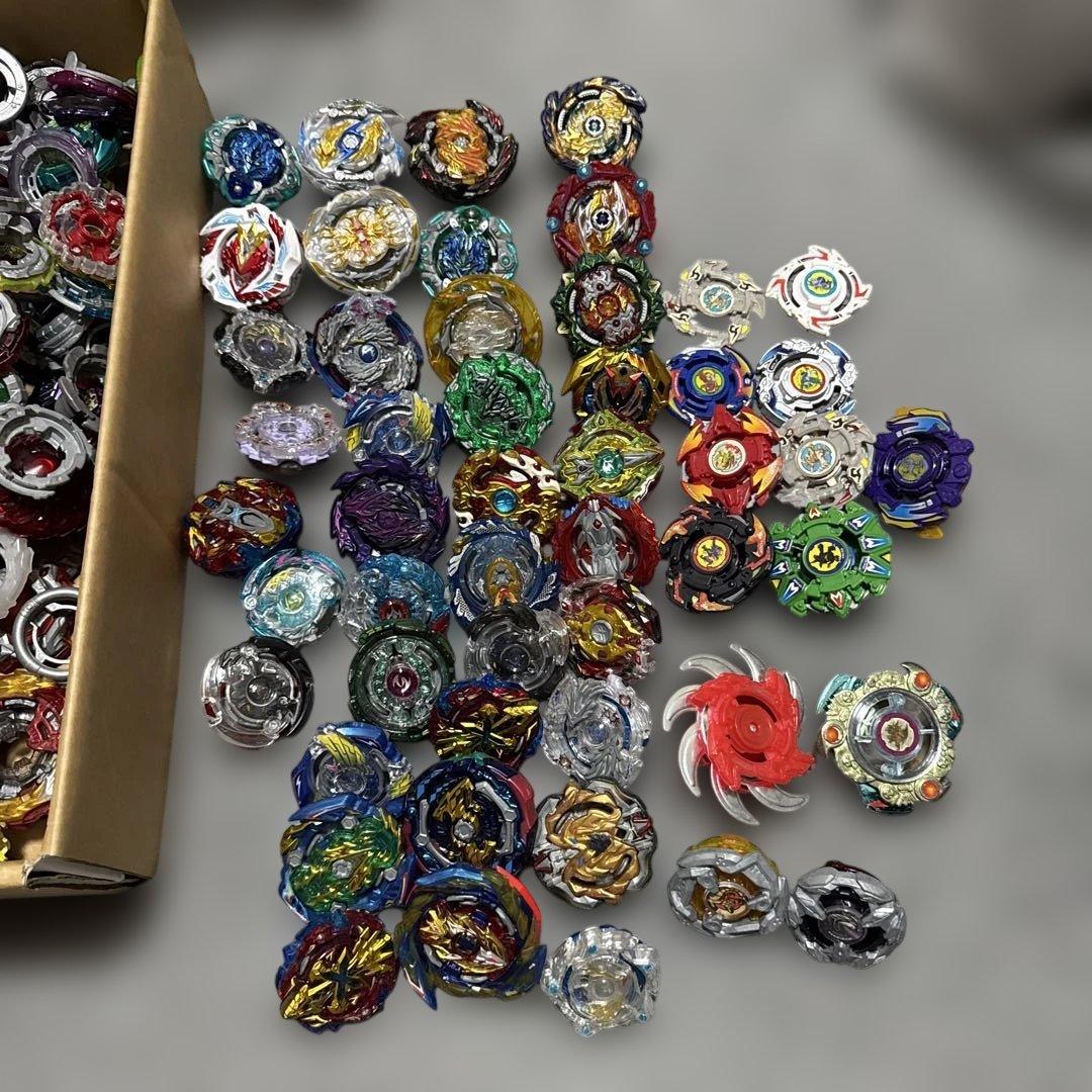 ベイブレード　まとめ売り　初代　バースト　X ベイブレードバースト　150個以上