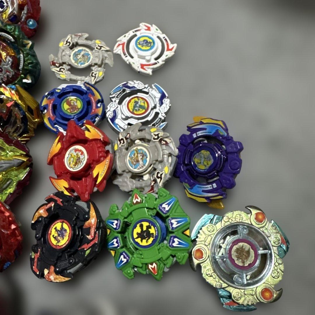 ベイブレード　まとめ売り　初代　バースト　X ベイブレードバースト　150個以上