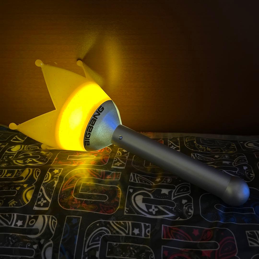 BIGBANGの王冠型公式ペンライト 初期 箱付き