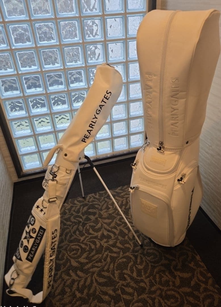 ☆PEARLY GATES　GOLFラウンドセルフスタンドBag☆