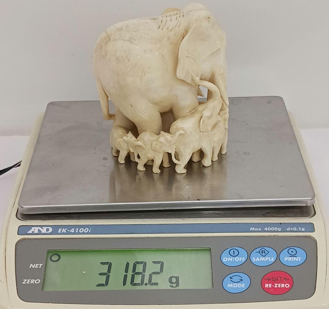 Y2555 高級彫刻 象モチーフ 置物 オブジェ 重量318.2g
