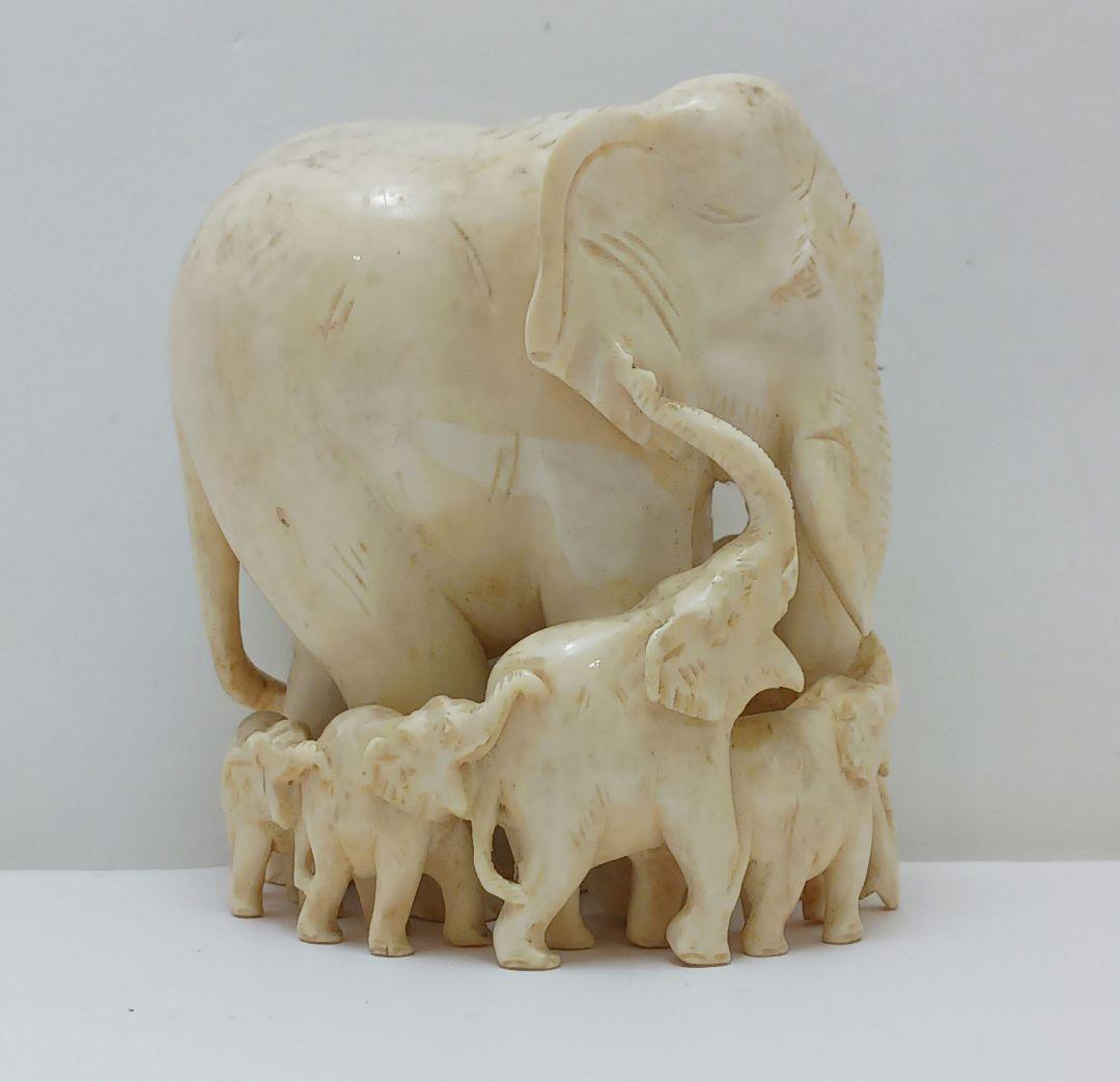 Y2555 高級彫刻 象モチーフ 置物 オブジェ 重量318.2g