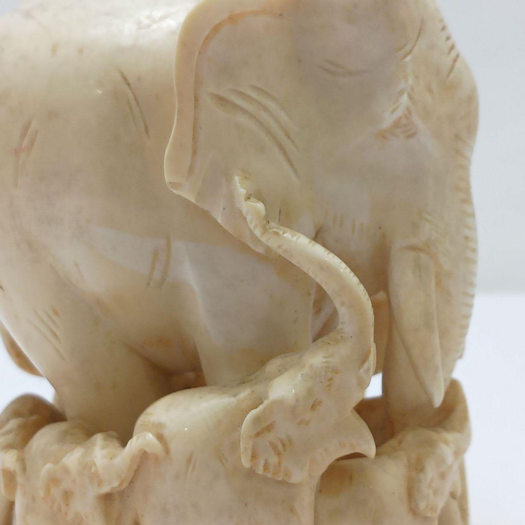 Y2555 高級彫刻 象モチーフ 置物 オブジェ 重量318.2g