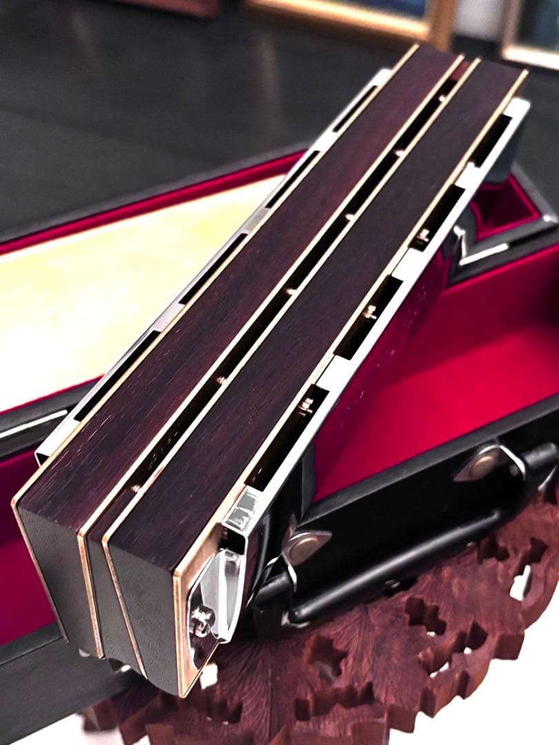 ほぼ新品　ローズウッド トンボ オクターブ・バス ハーモニカ