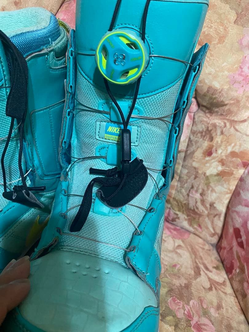早い者勝ち❤️Nike 水色 女性用 スノーボードブーツ