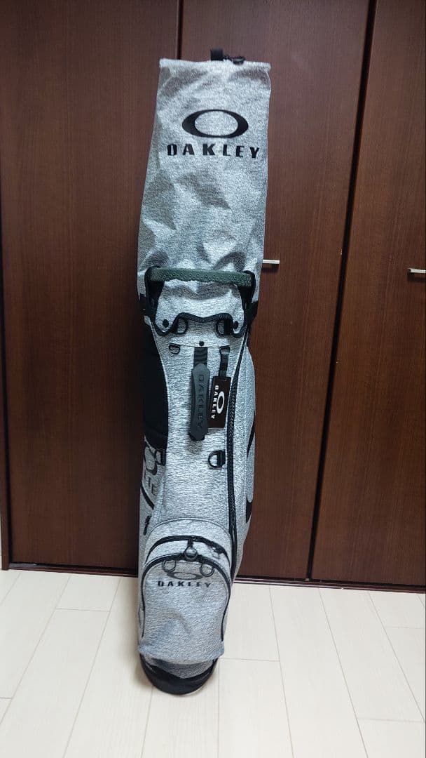 OAKLEY キャディバッグ グレー