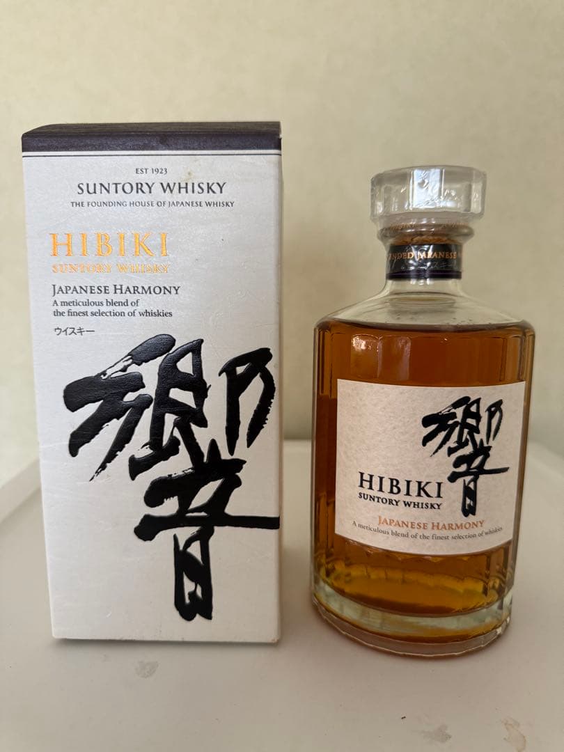 サントリー　響Japanese Harmony 700ml