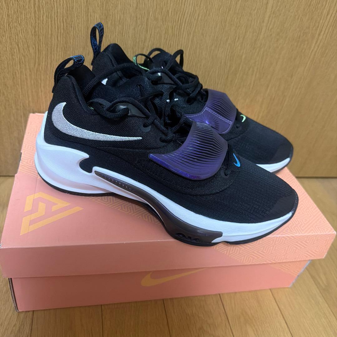シューズ(男性用) Nike ZOOM FREAK 3 9.5 (US)