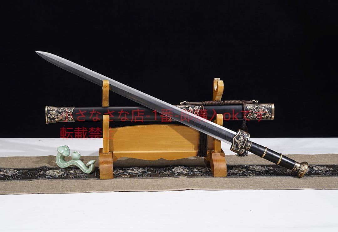 九獅子剣模様ねじれ模様  古兵器 武具 刀装具 日本刀 模造刀 居合刀