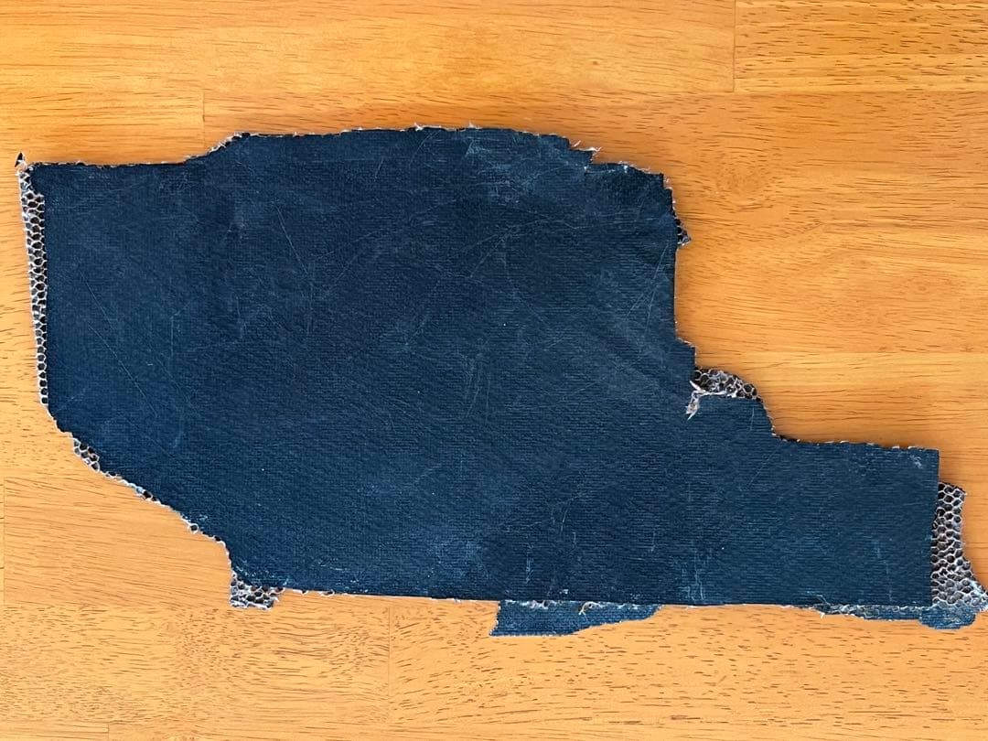 J.アレジ ジョーダン EJ11 破損パーツ サイドポンツーン？