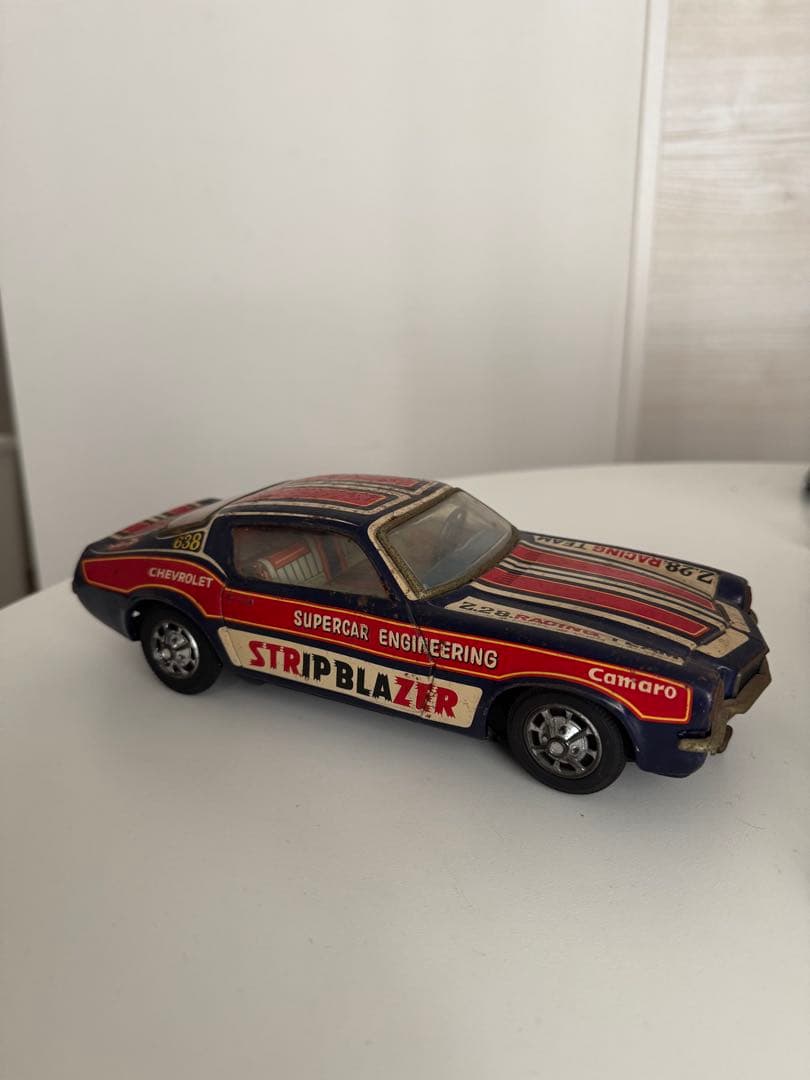 【希少】Chevrolet Camaro STRIP BLAZER 1/64