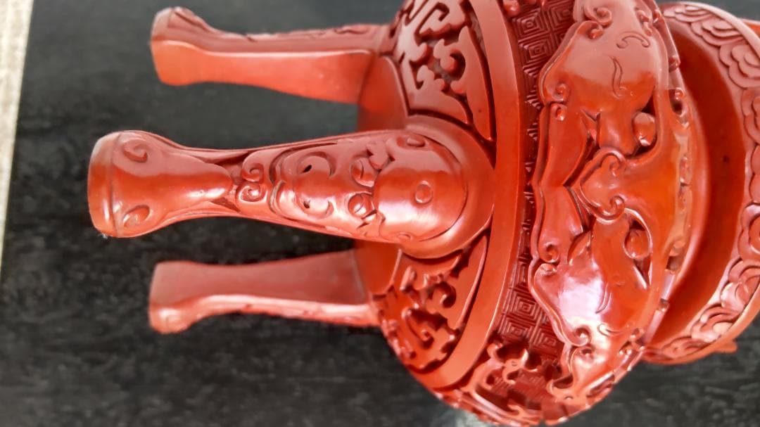 中国古玩　堆朱　ついしゅ　香炉