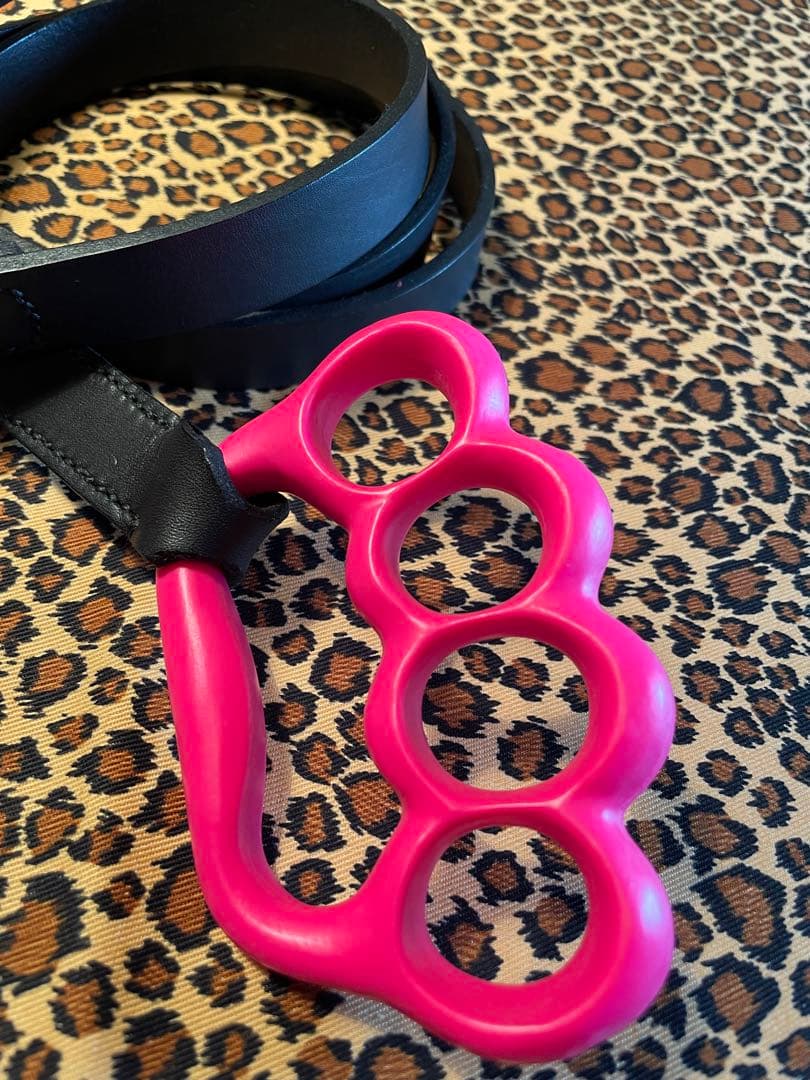 ピンク　ナックル　ドッグ　リード　本革