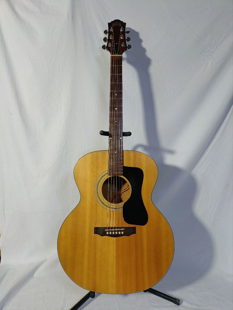Guild JF4-NT　 製造年1990年〜1993年頃 専用ハードケース付属
