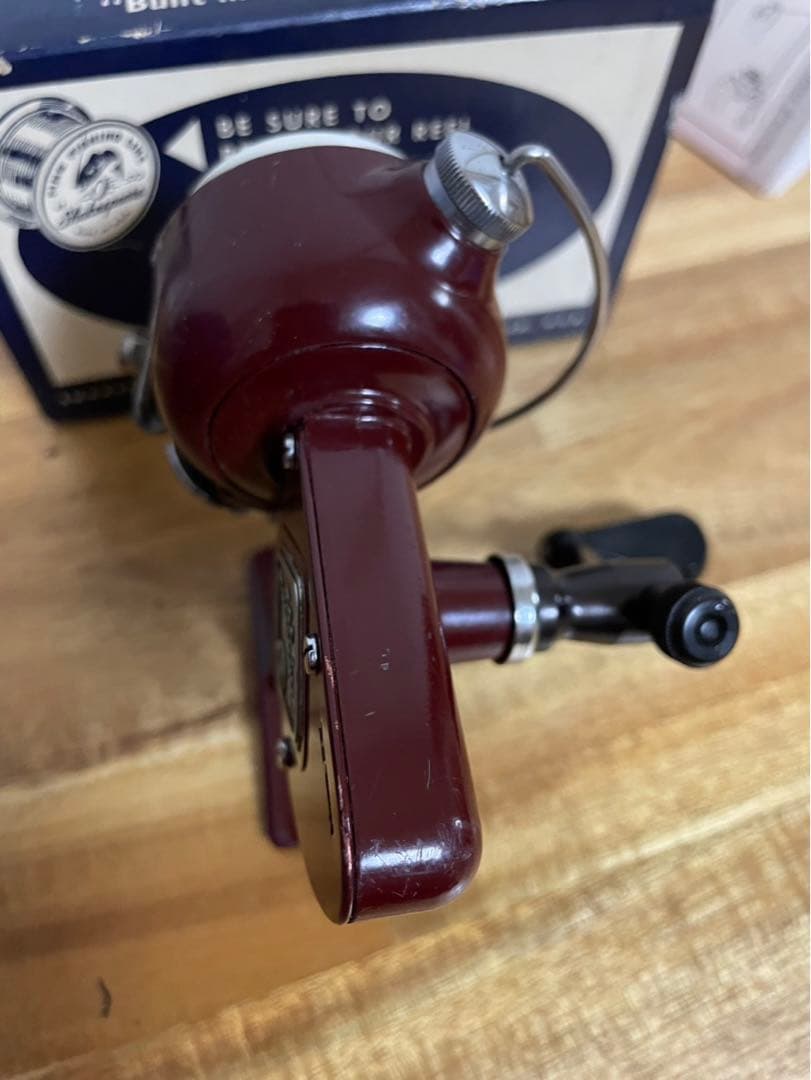 龍*様 【希少】シェイクスピア　スピニングリール 2052NL 箱、説明書付