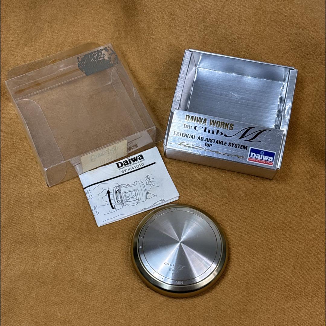 ダイワ　ミリオネアCV-Z100サイズ用　外部調整マグダイアル