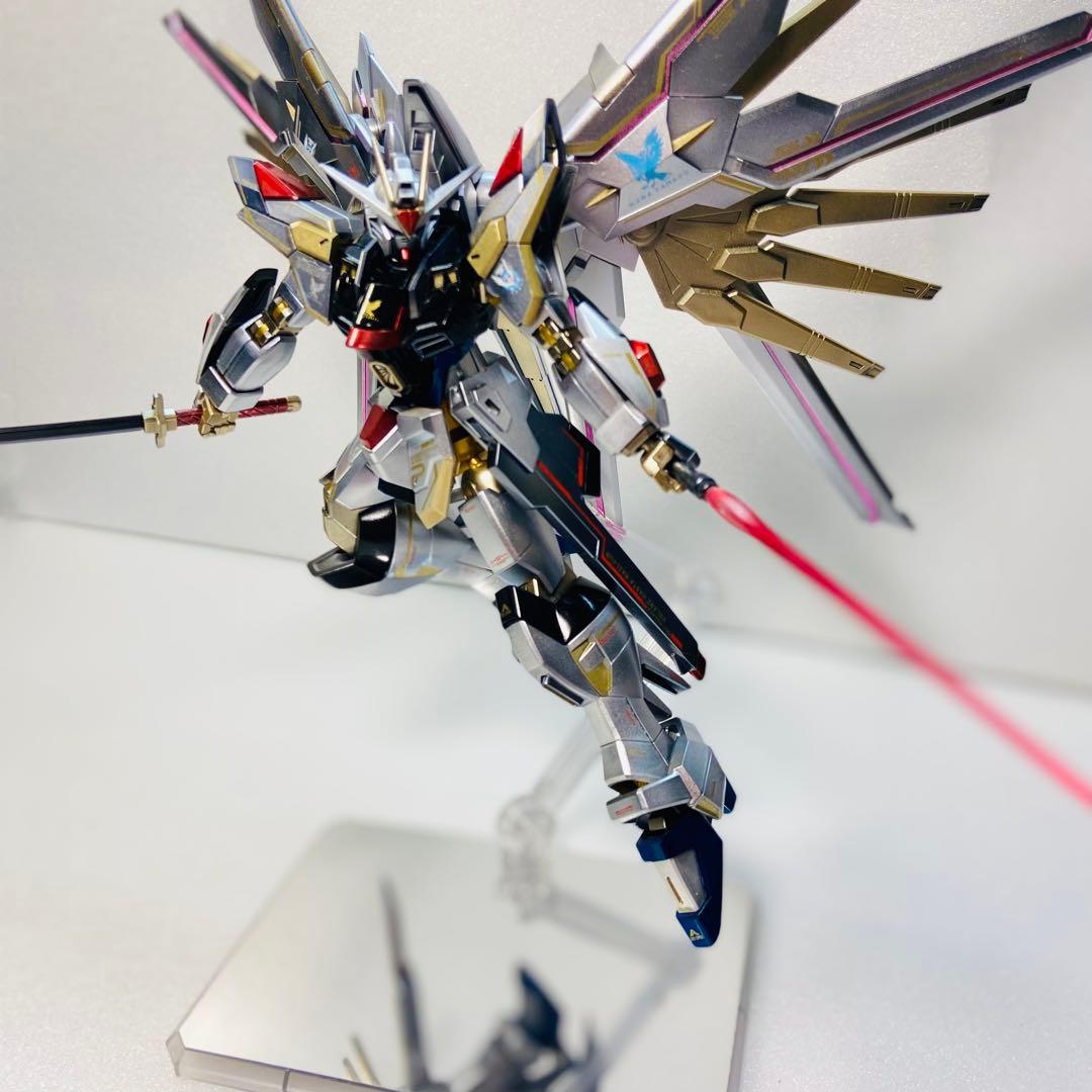 HG マイティーストライクフリーダムガンダム 全塗装 完成品 ガンプラ 塗装済み