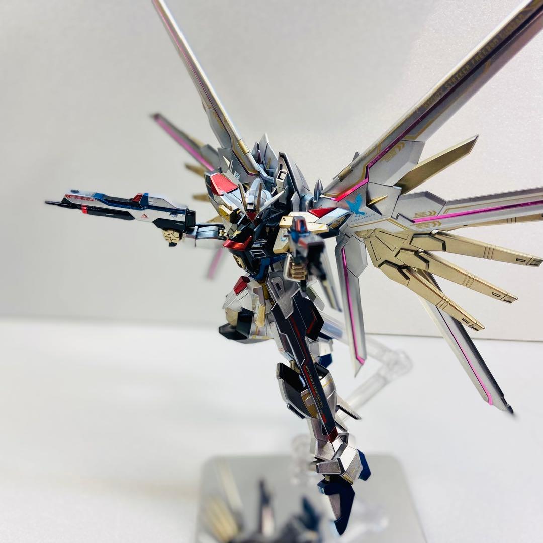 HG マイティーストライクフリーダムガンダム 全塗装 完成品 ガンプラ 塗装済み