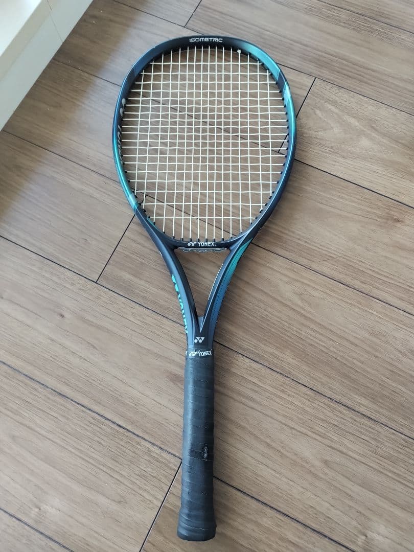 YONEX E ZONE 100 イーゾーン100 テニスラケット 硬式　G2