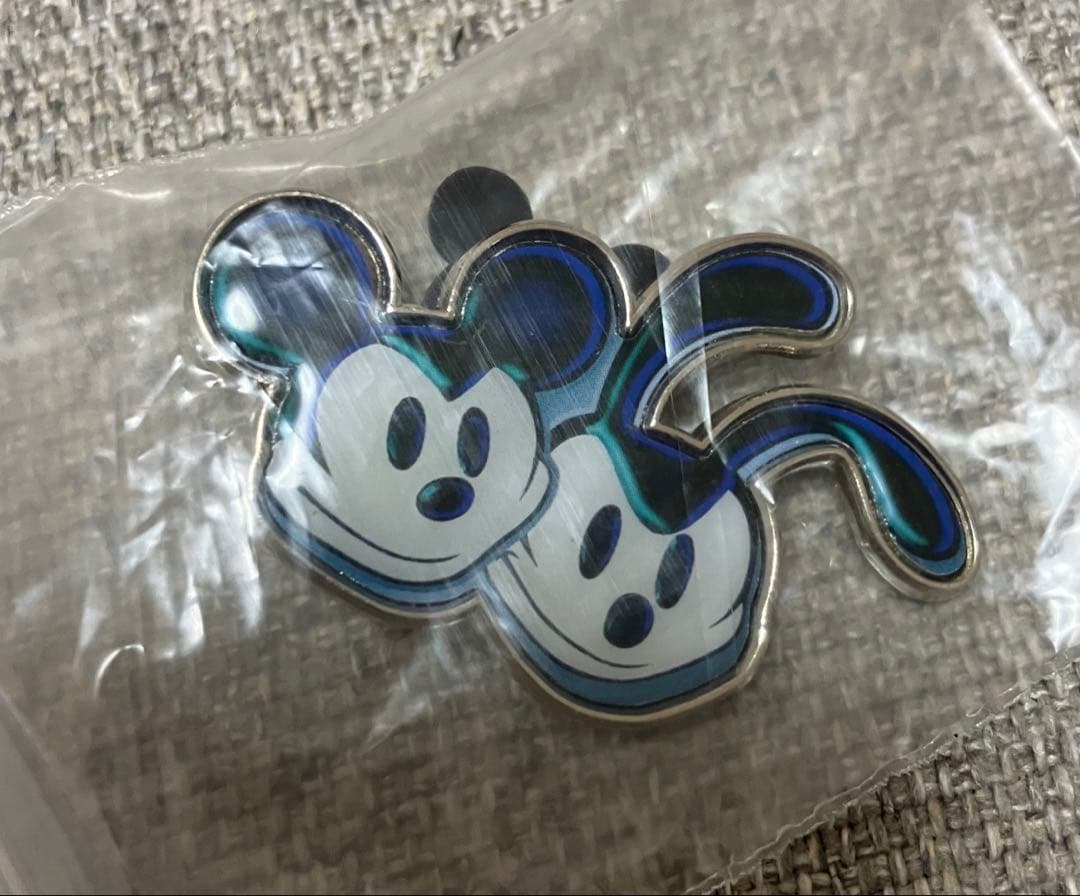 ミッキー オズワルド ピンバッジ エピックミッキー2 特典 非売品