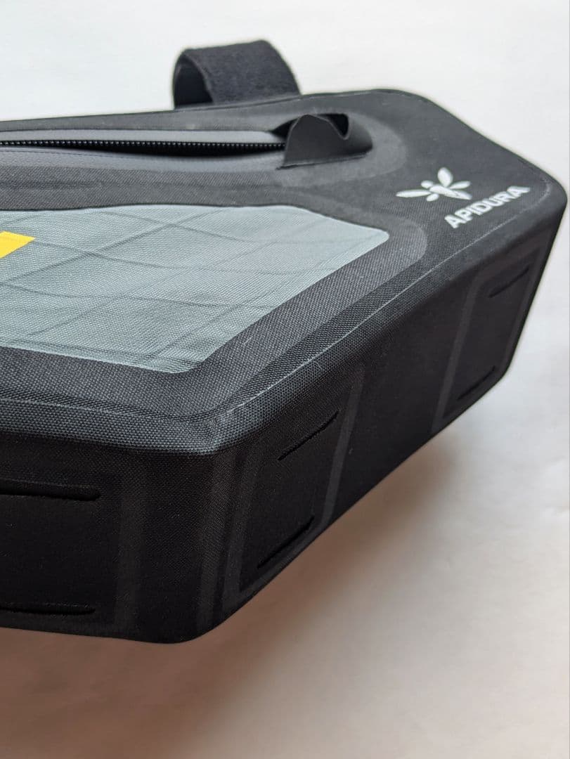 APIDURA アピデュラ バックカントリー フレームバッグ 2L