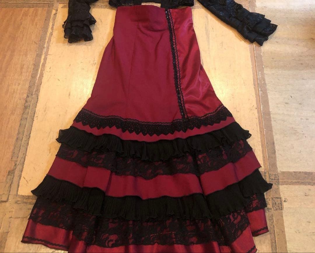 SONIA JOHNES フラメンコハイウェストファルダワインレッド色ＭＢサイズ