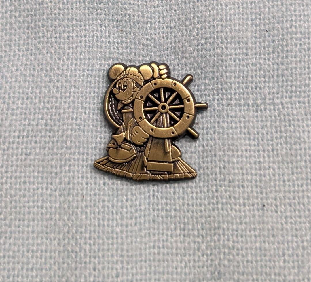 WDWウォルトディズニーワールド ピンバッチ