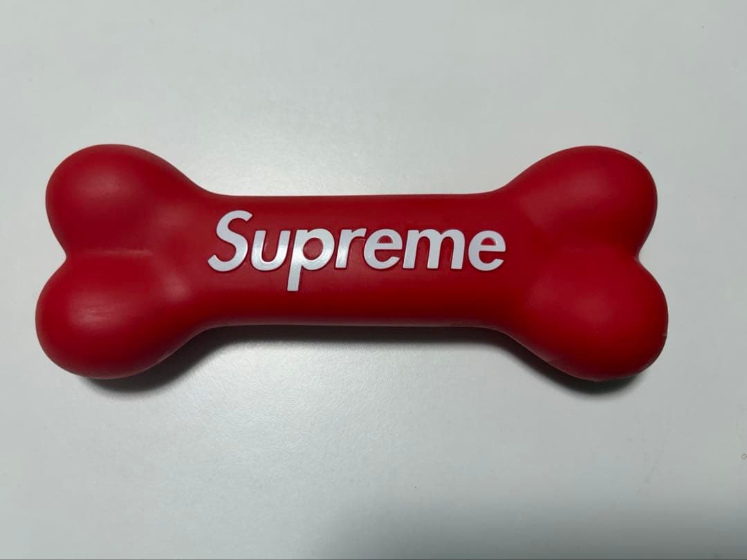 最終お値下げ【新品未使用】supreme 犬用おもちゃ