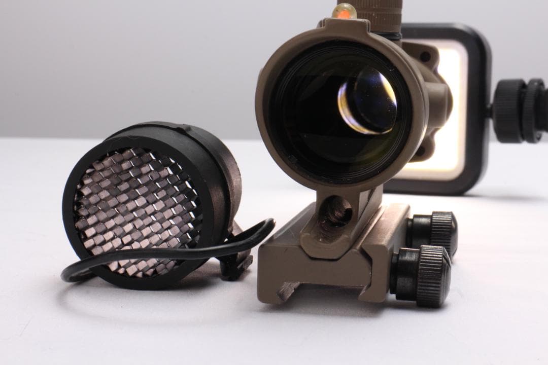 Trijicon ACOG タンカラー S/N 546258 サイトスコープ