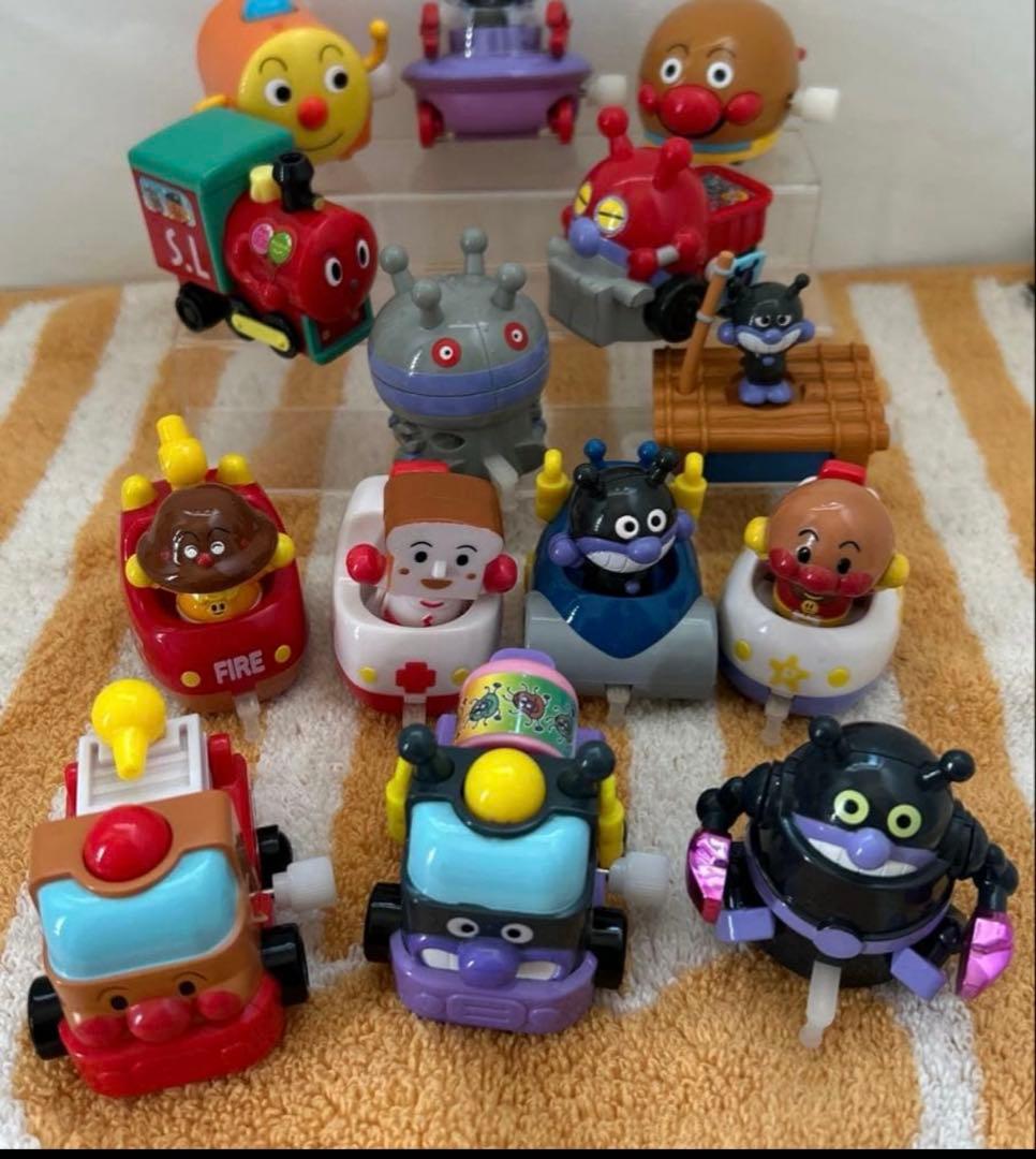 アンパンマン　トレイン　アカキンマン　だだんだん　バイキンメカ