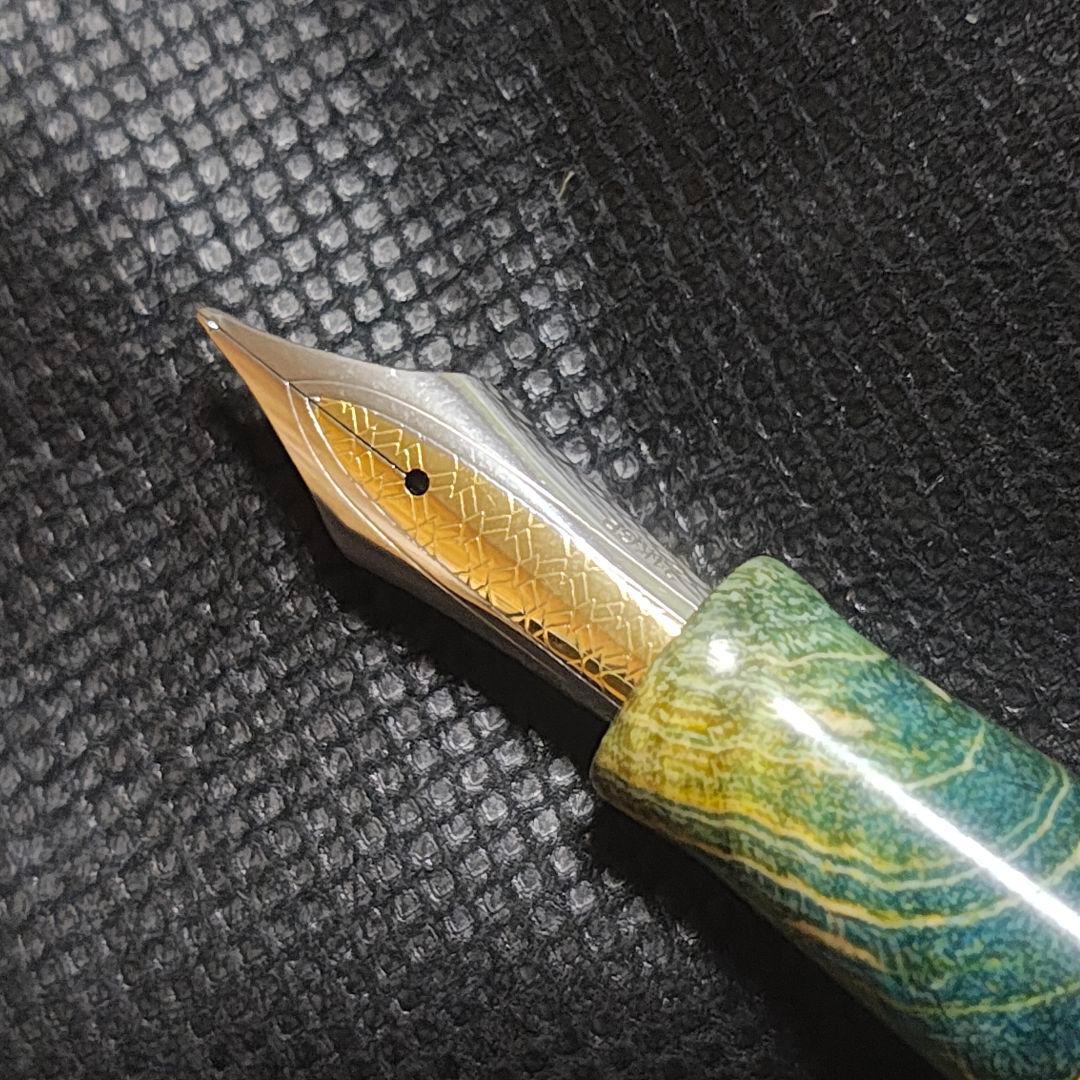 hongdian 木軸 万年筆 長刀研ぎ調ペン先換装 NMF グリーン