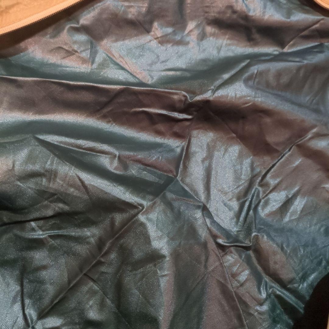 ラウンドスクリーン2ルームハウス