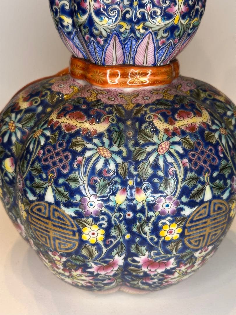 中国清代 乾隆年製款 藍釉金彩 葫蘆形賞瓶（荷花・寿字吉祥紋）中国古陶磁骨董品