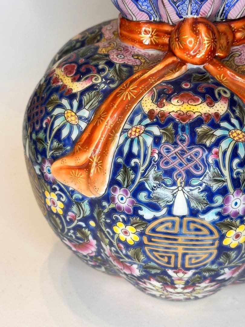 中国清代 乾隆年製款 藍釉金彩 葫蘆形賞瓶（荷花・寿字吉祥紋）中国古陶磁骨董品