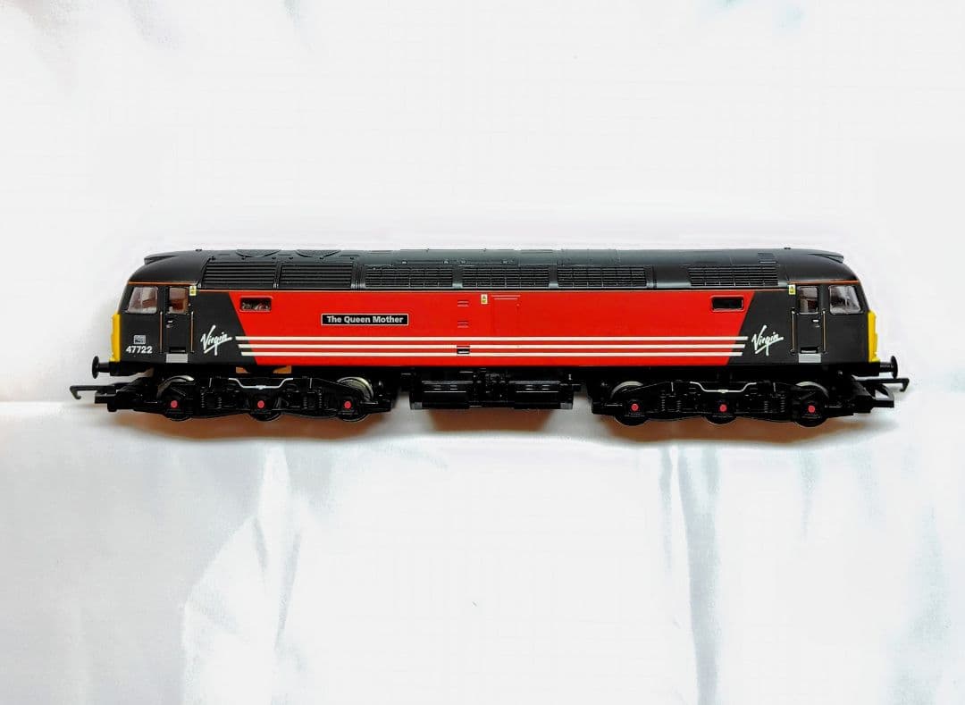 【OO】Hornby Class47ディーゼル機関車 Virginカラー【中古】