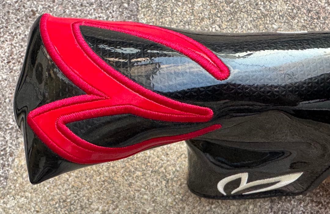 MASTER BUNNY ブラックシルバーロゴ洗練された細身デザイン特典付き