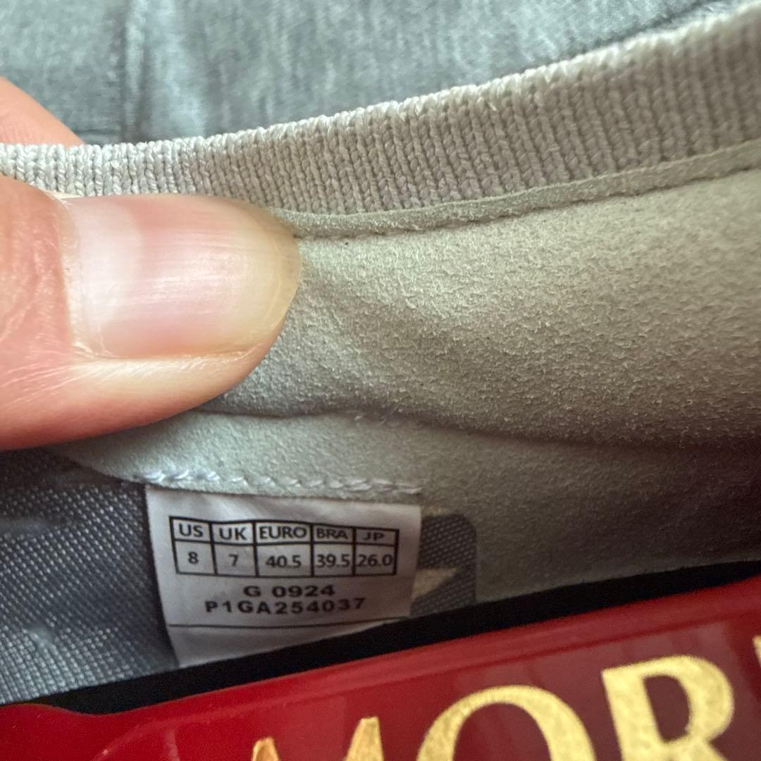 Mizuno モレリアネオ4β 限定色