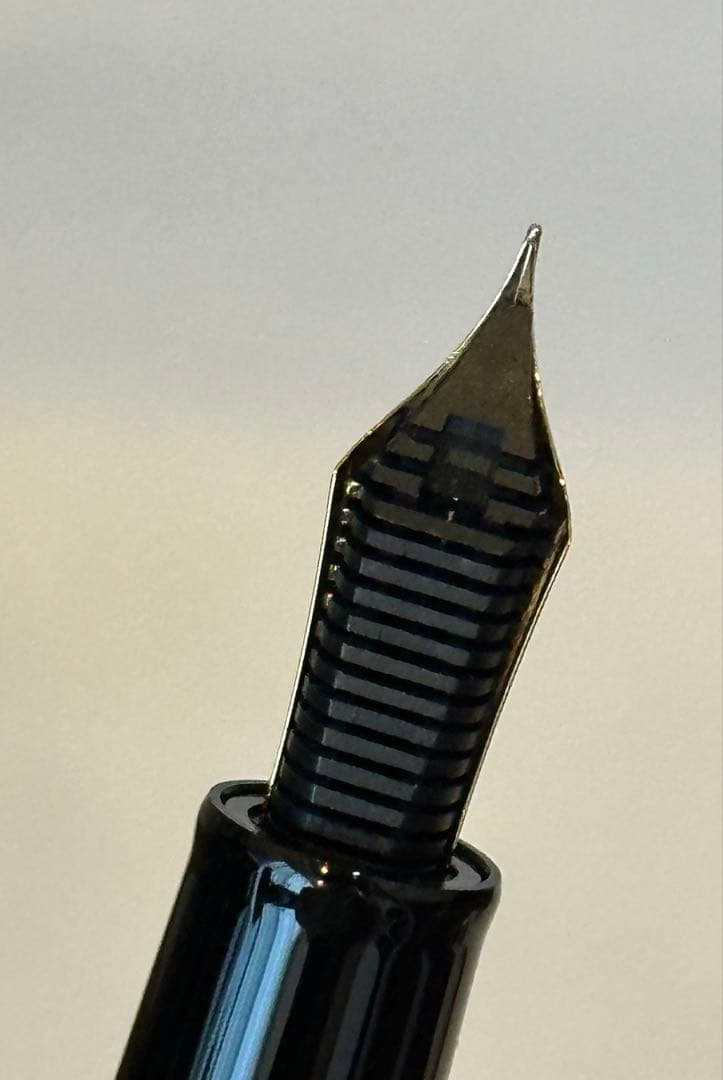 セーラー万年筆 プロフェッショナルギア金 細字(F)