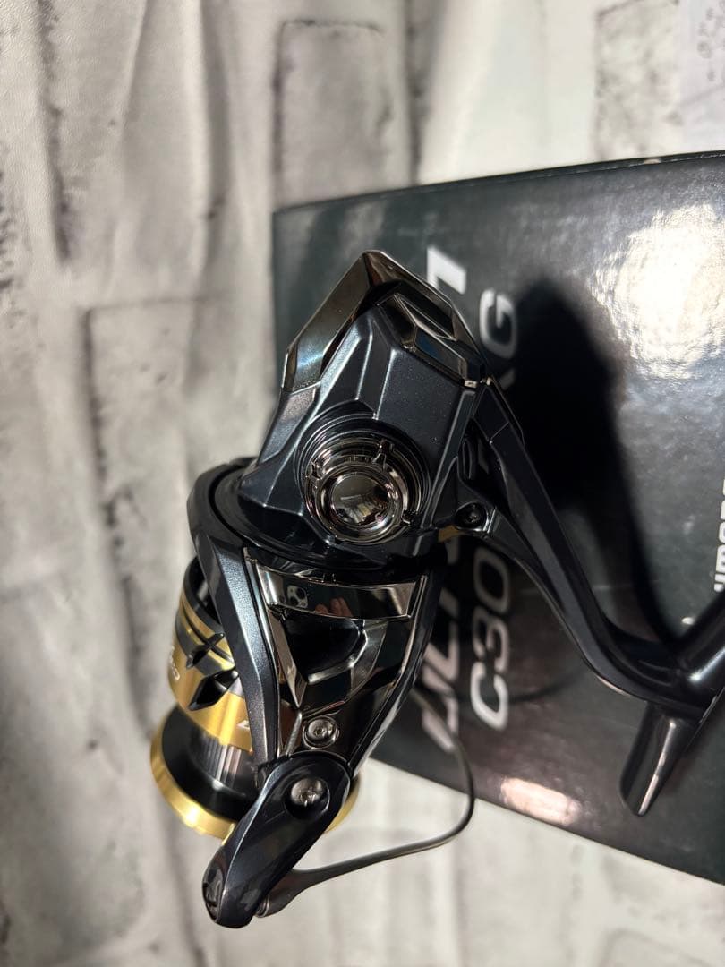 SHIMANO ULTEGRA C3000XG スピニングリール
