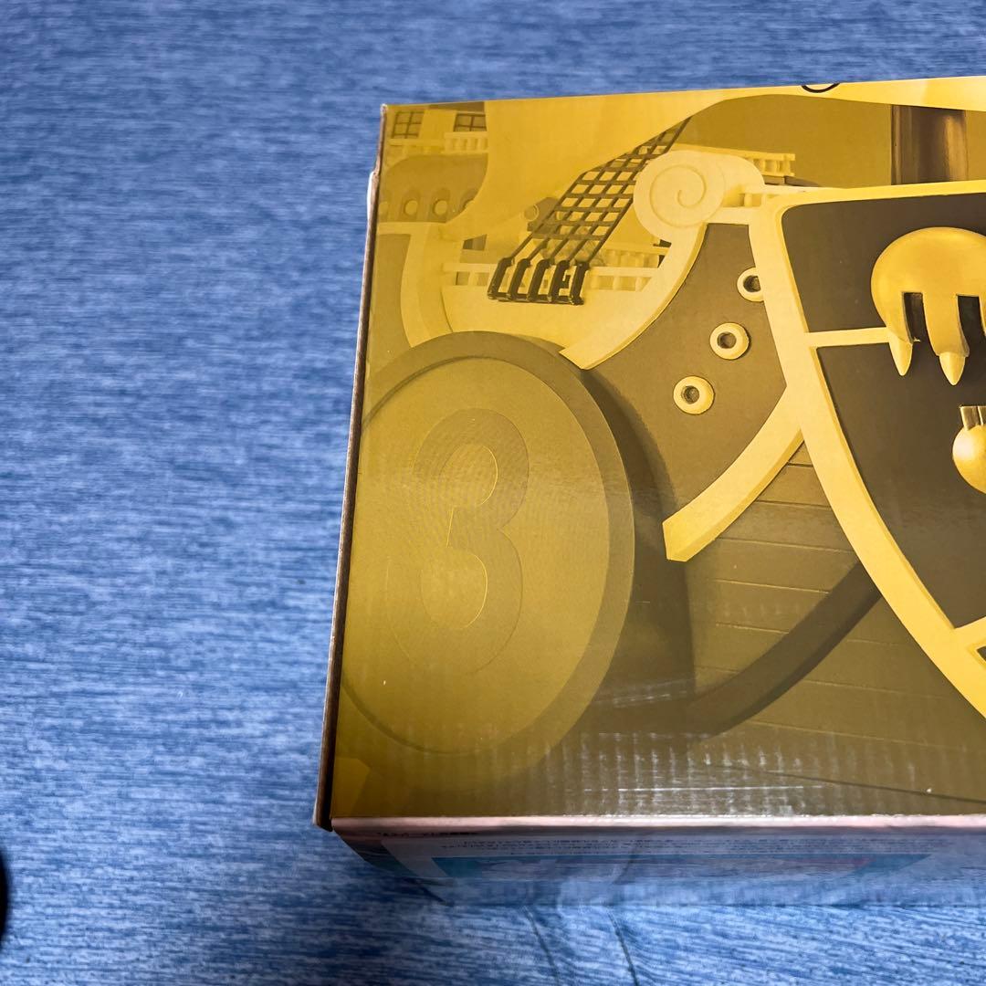 ワンピース　ワンピの実　サウザンド・サニー号　ガシャポン