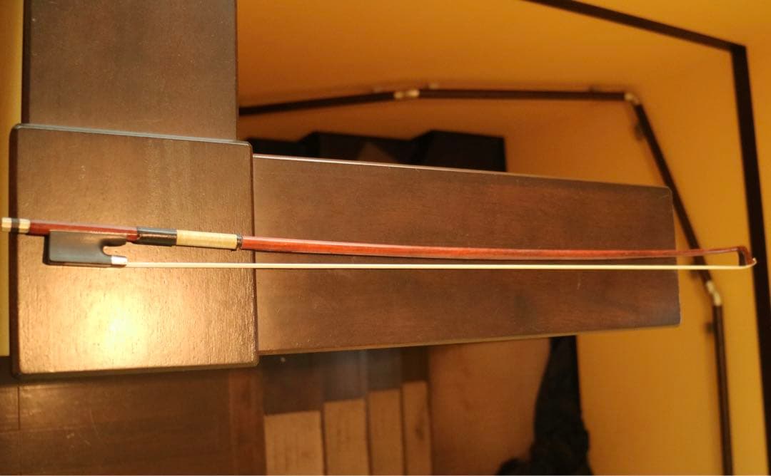 T SUGITO バイオリン弓 4/4