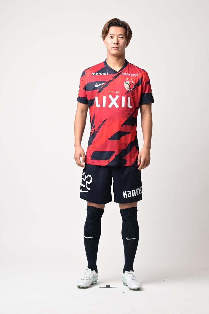 ろ*こ様 濃野 公人選手のサイン入り「25Ｊ１リーグ優勝記念Tシャツ」